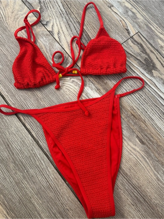 PacSun Other - PacSun Red Textured Triangle Bikini Set